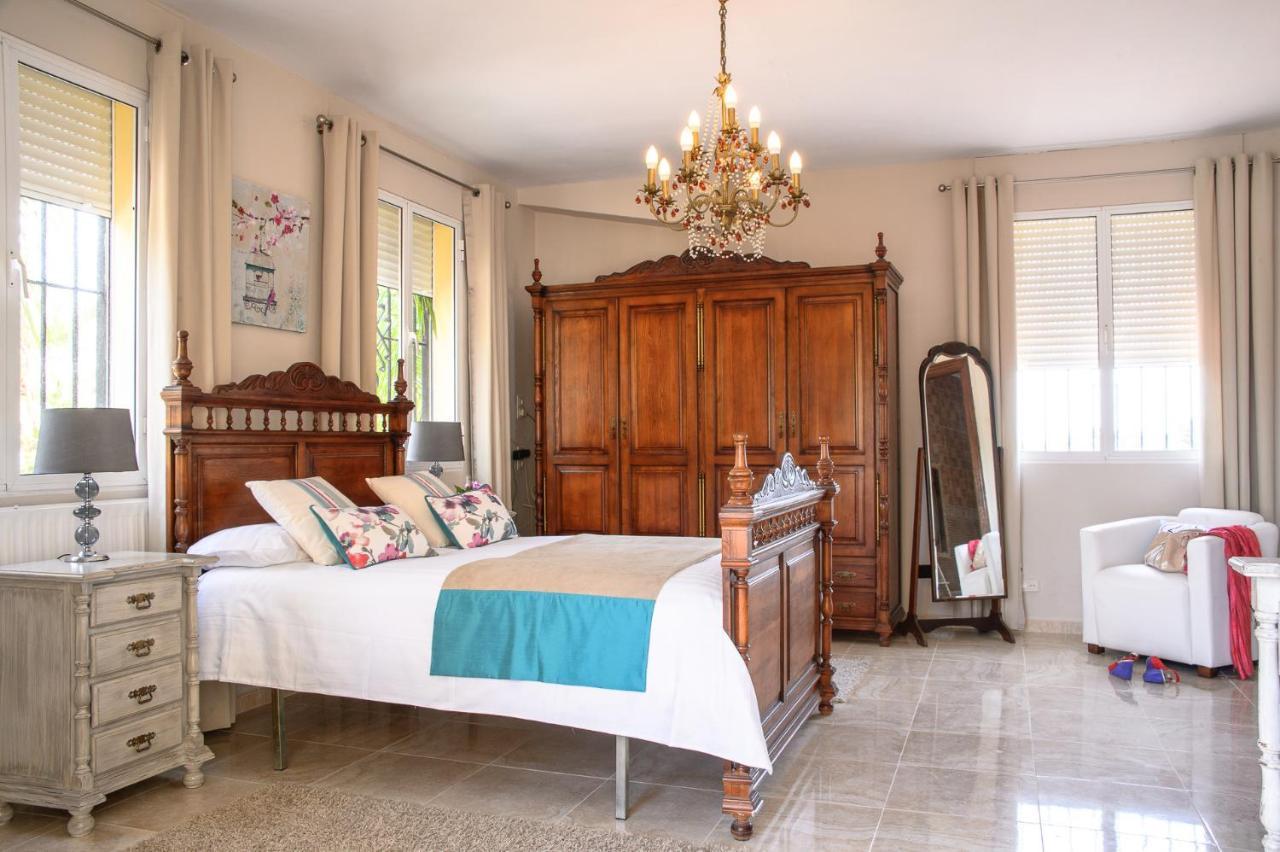Вилла Hacienda De La Siesta Коин Экстерьер фото