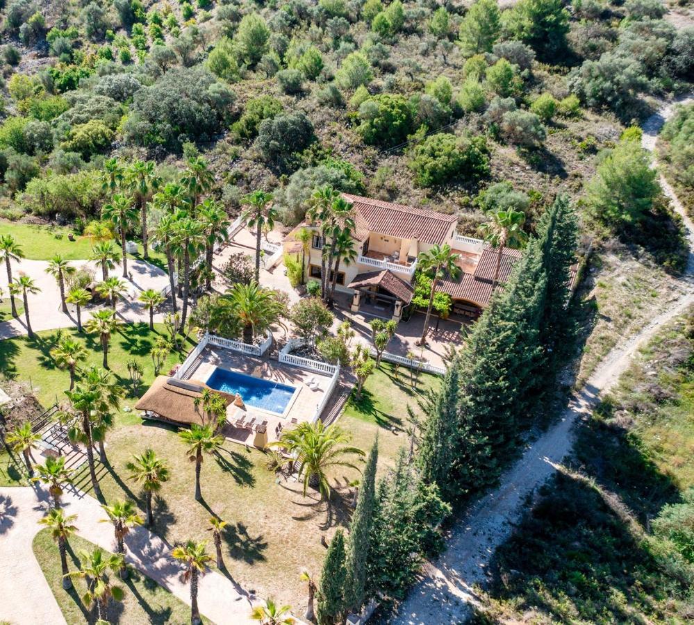 Вилла Hacienda De La Siesta Коин Экстерьер фото